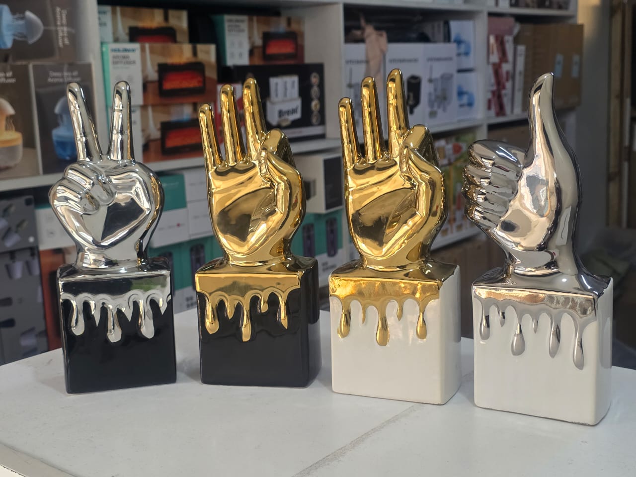 Creative embroidery medal Thumbs Up Trophy