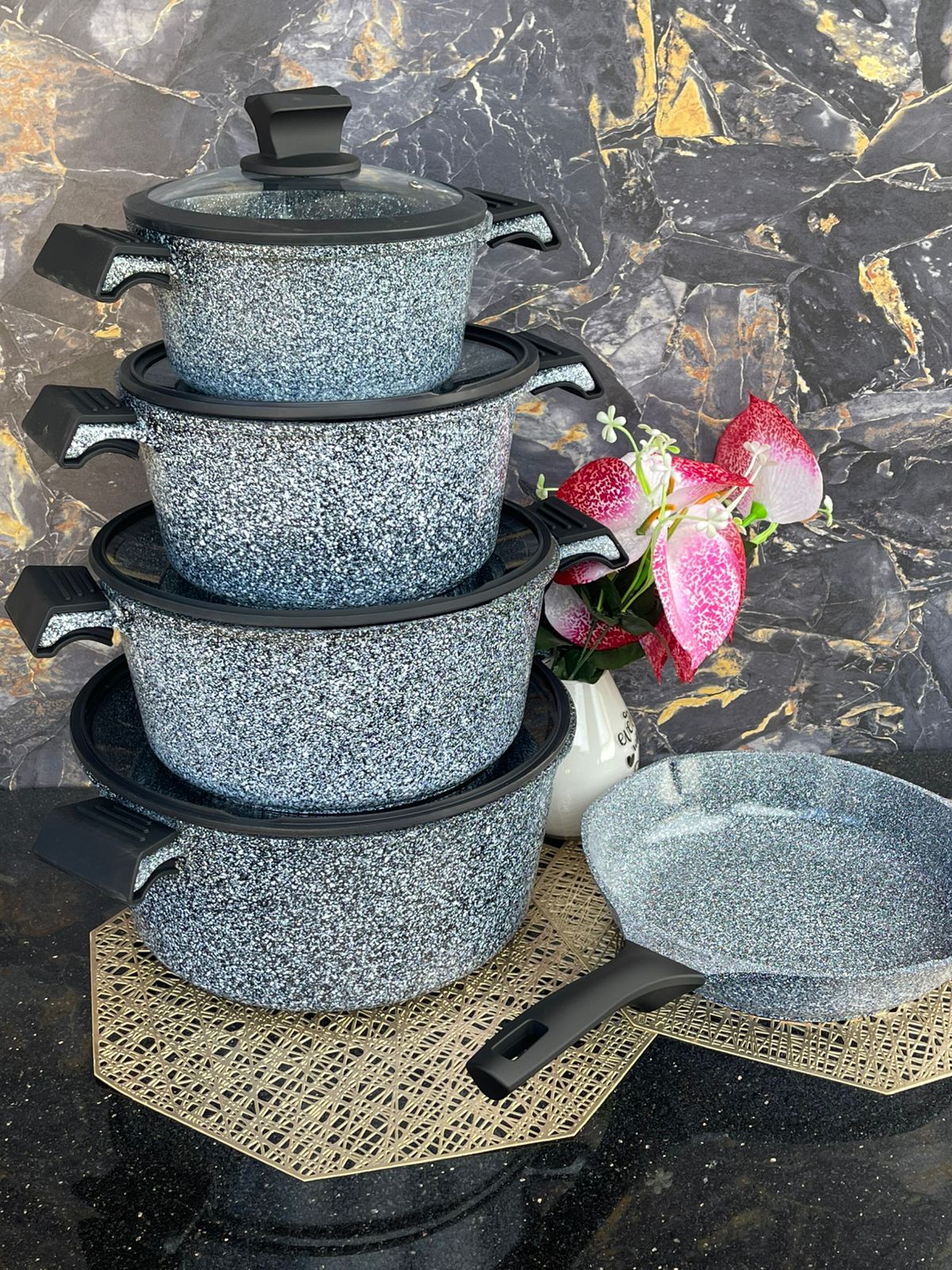 17 PCs high quality granite set