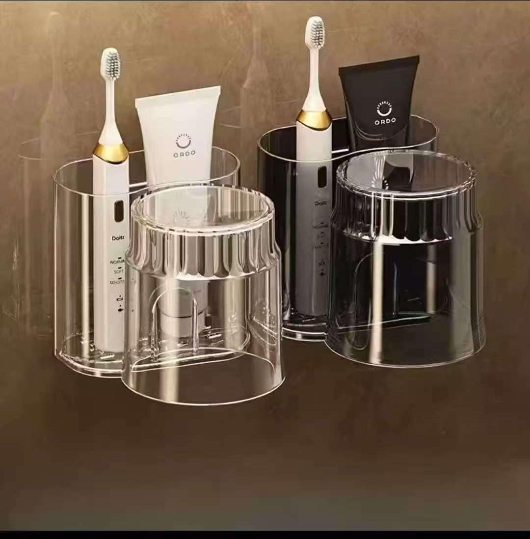 Acrylic toothbrush holder
With gaggle cup