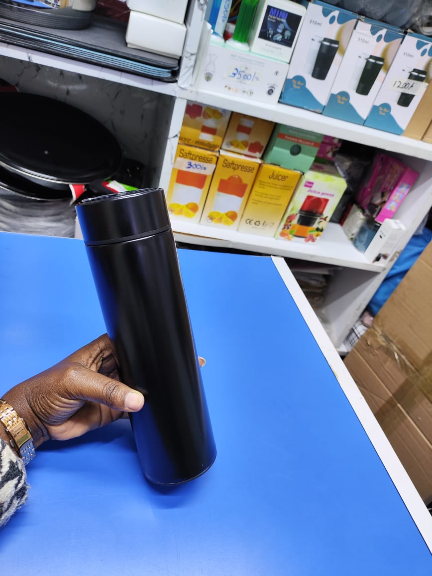 TEMPERATURE DISPLAY VACUUM FLASK