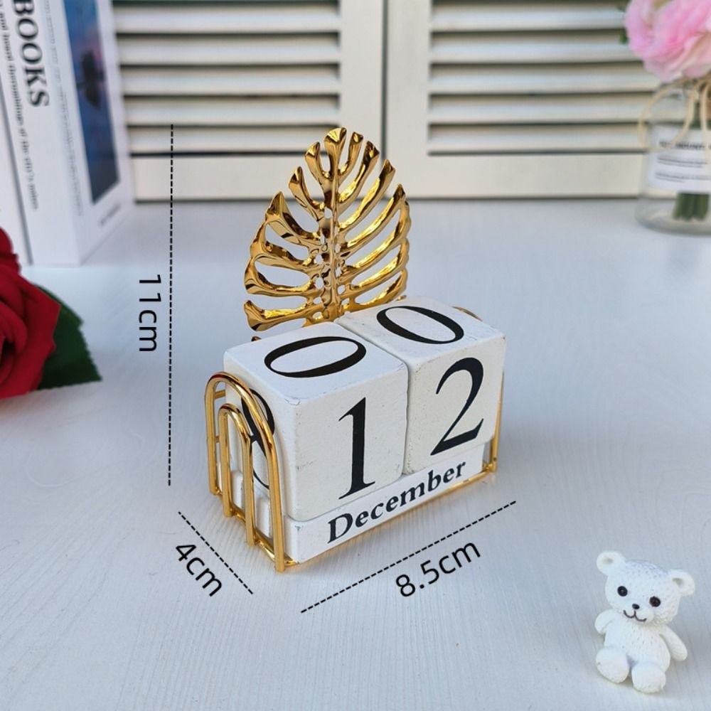 Monstera Leaf Wooden Block Perpetual Desk Calendar