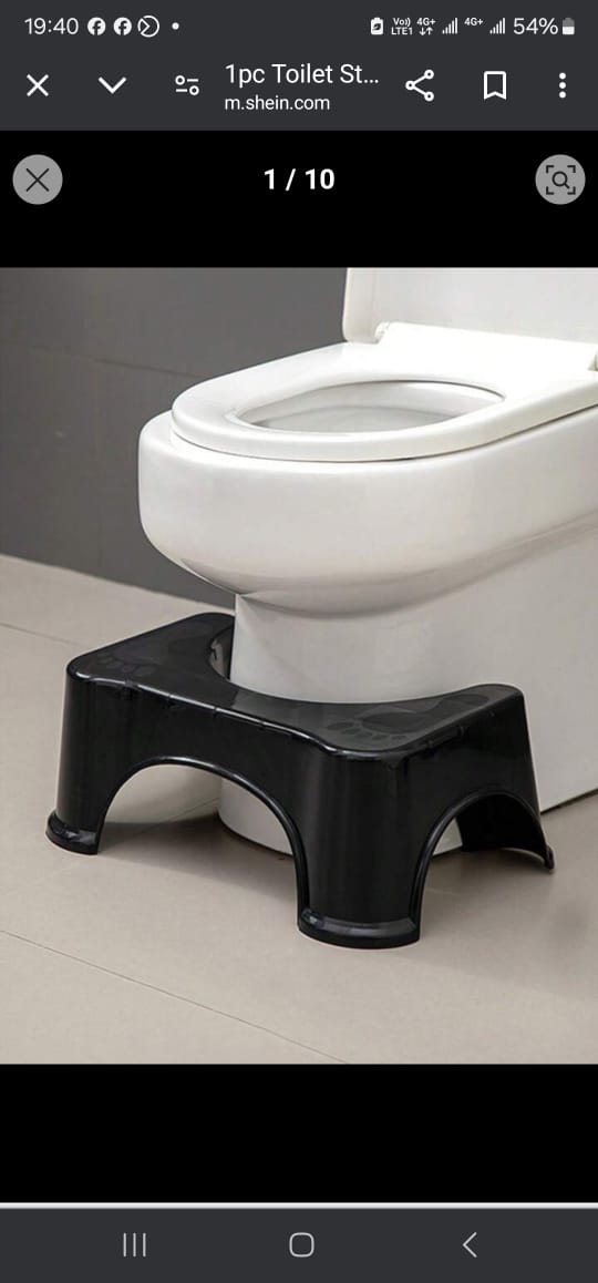 Squatty footrest stool