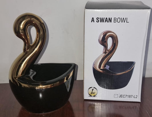 Decorative swan bowl