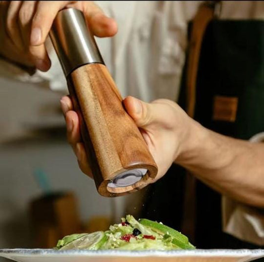 Luxury kitchen pepper and  salt grinder