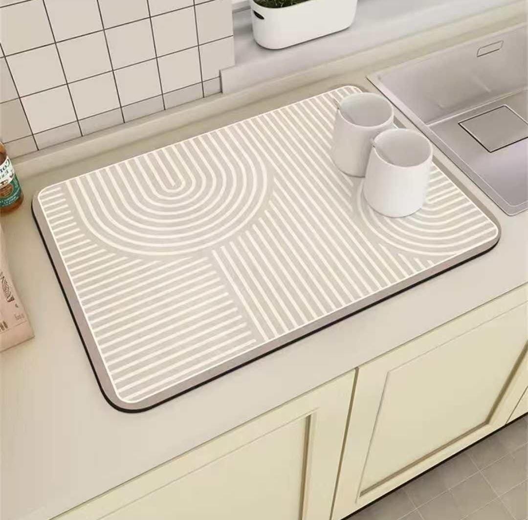 Geometric kitchen drying mats