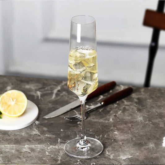 190ml Long stem champagne glasses