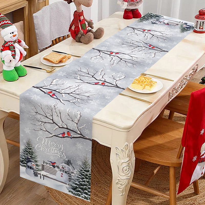Christmas table runners with 5 table mats