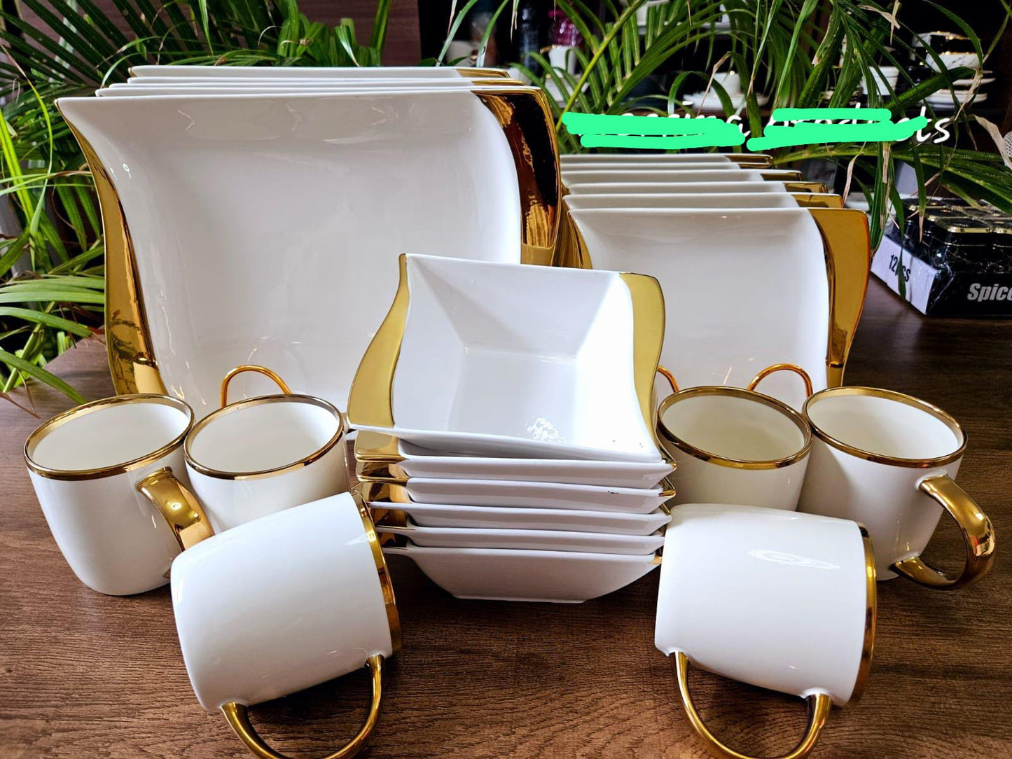 Elevate your dining experience with our exquisite White & Gold Luxury