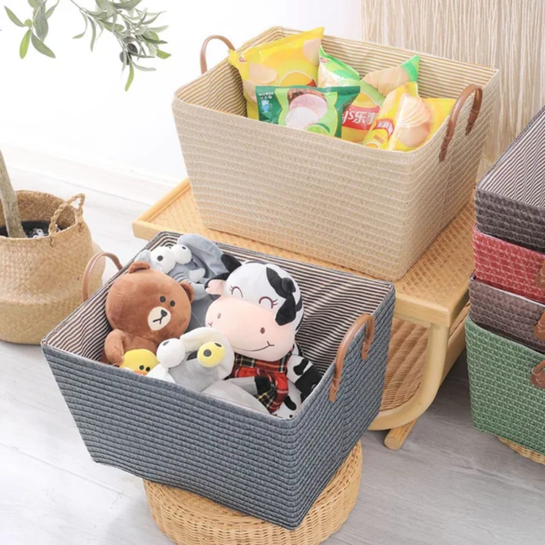 Handheld Woven Basket Organizer