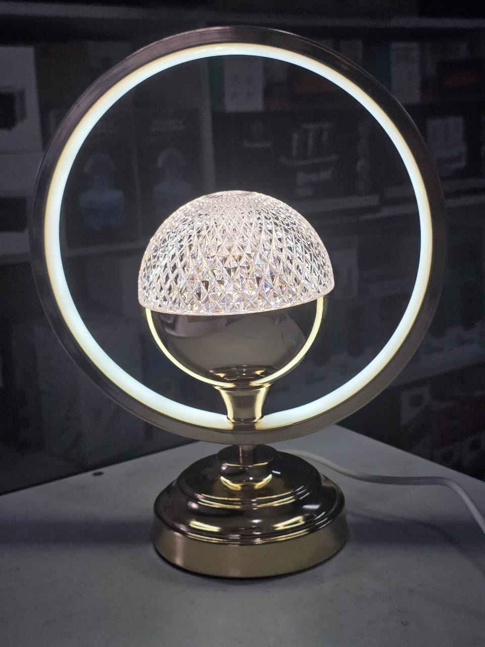 Modern minimalist luxury table lamp