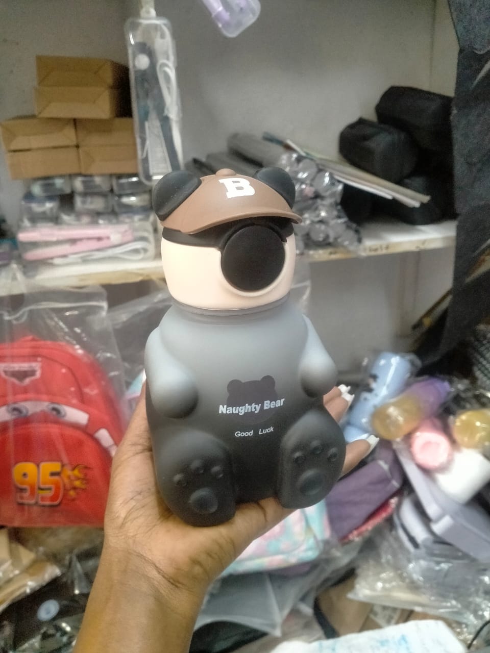 Papa Bear kids water bottle
With straw