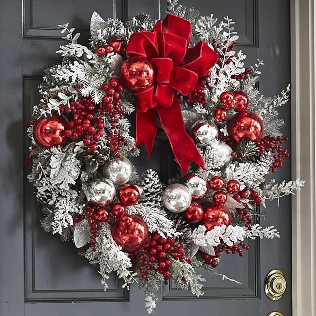 Christmas Snowy Wreath
