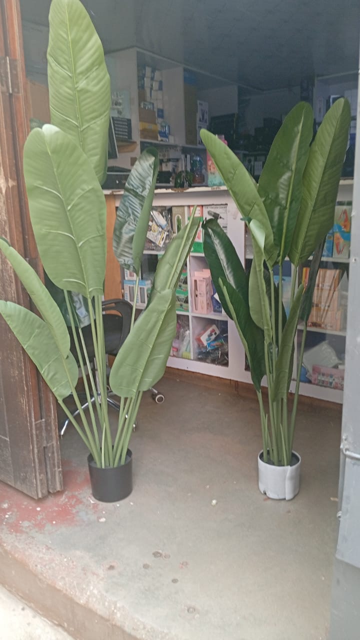 Nordic High quality potted artificial green tree