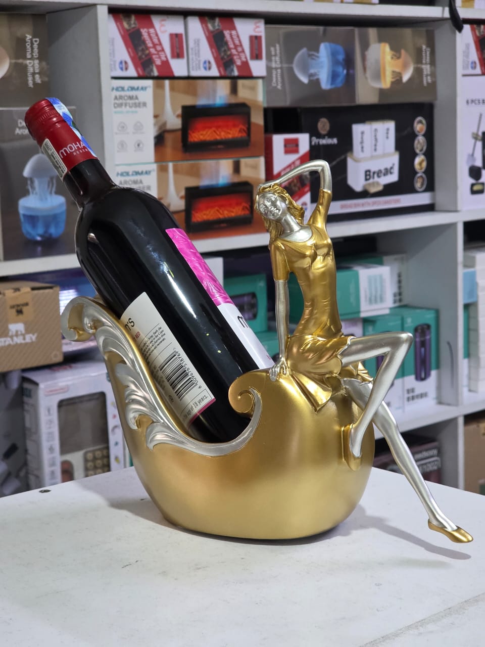 Creative Gold statue wine bottle holder