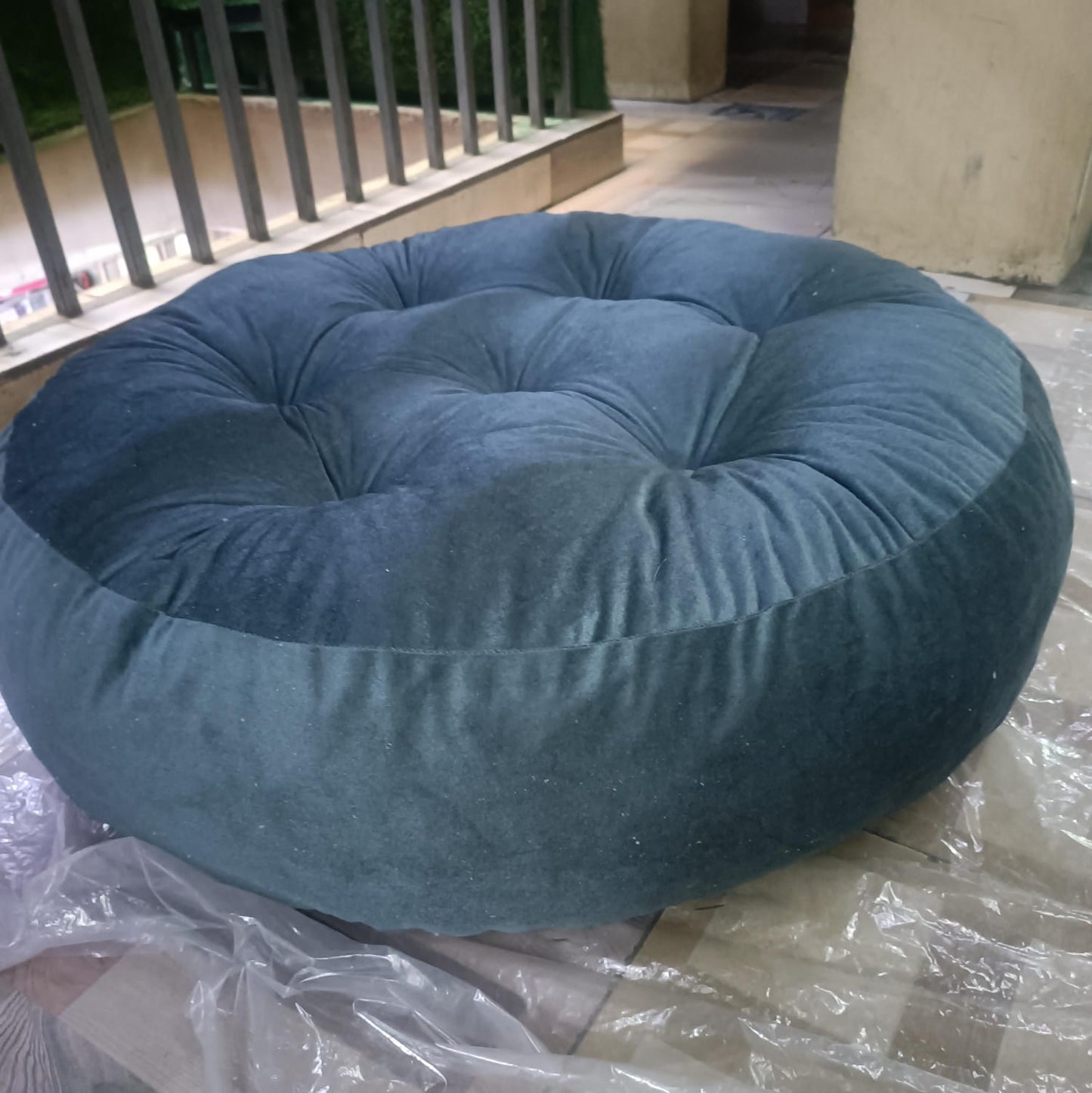 Round floor pillows