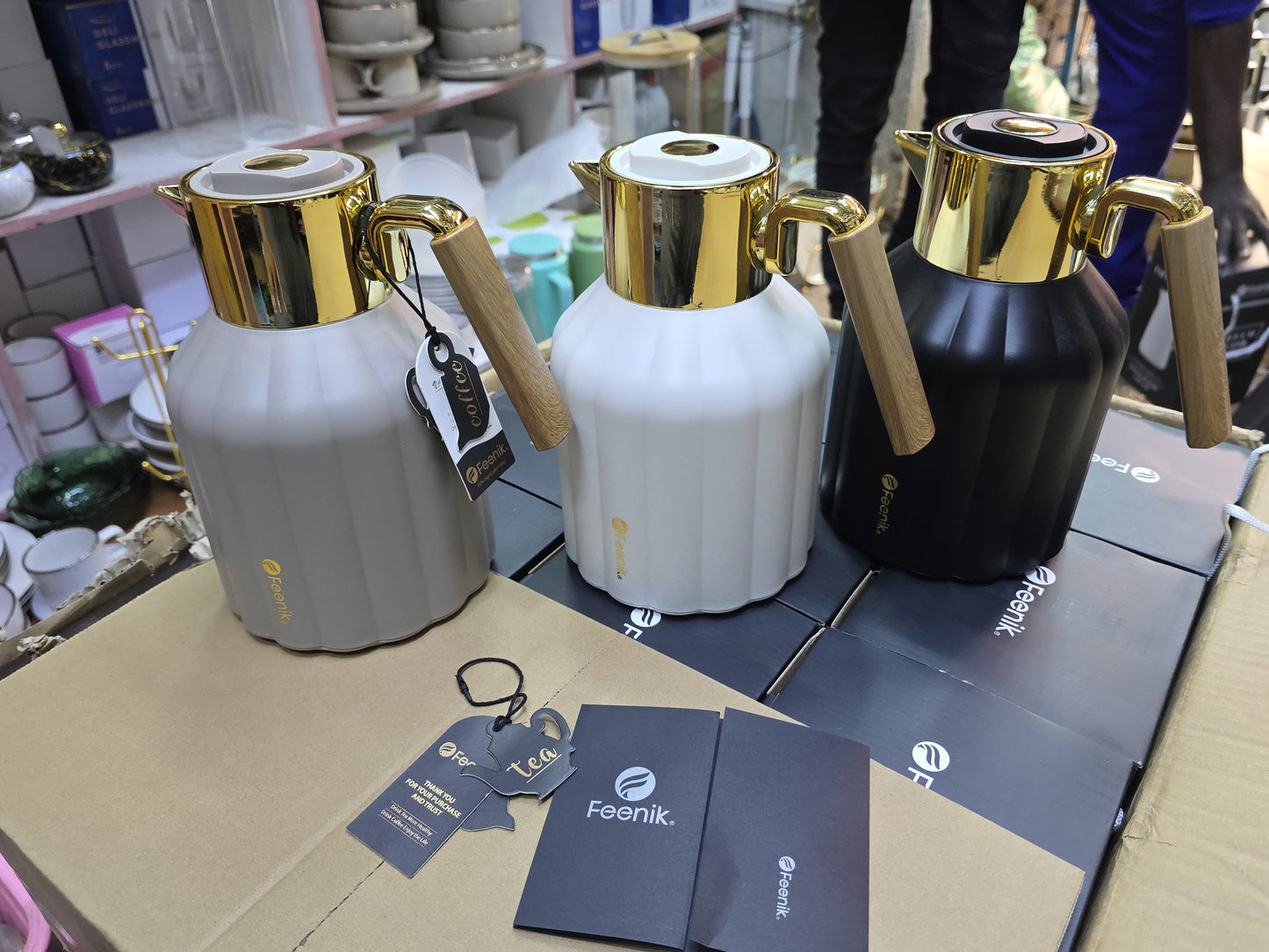 FEENIK Vaccum Flask.