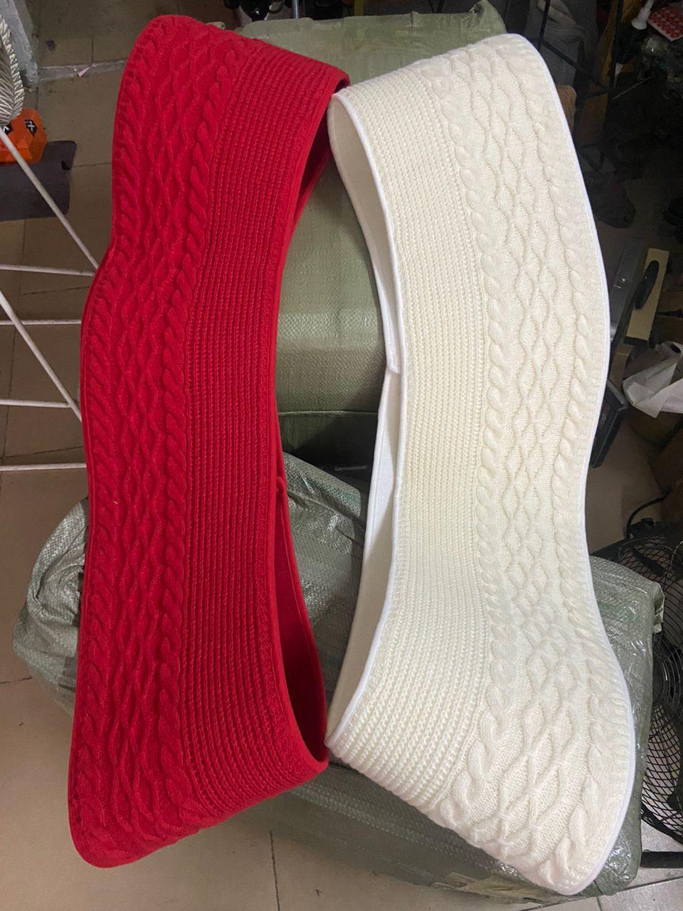 Beautifully knitted Christmas Tree Collar