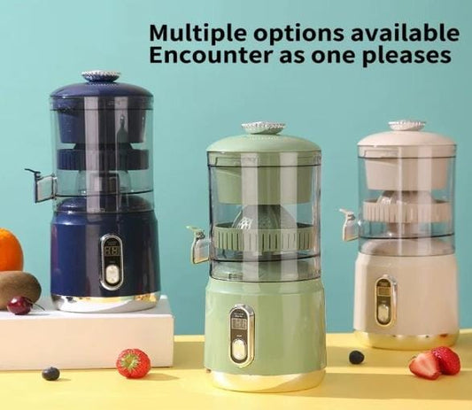 Rechargeable wireless portable electric citrus juicer / press