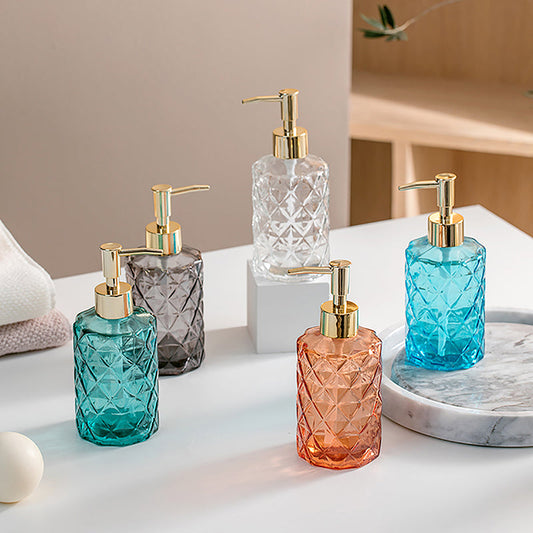 Travel liquid soap dispensers