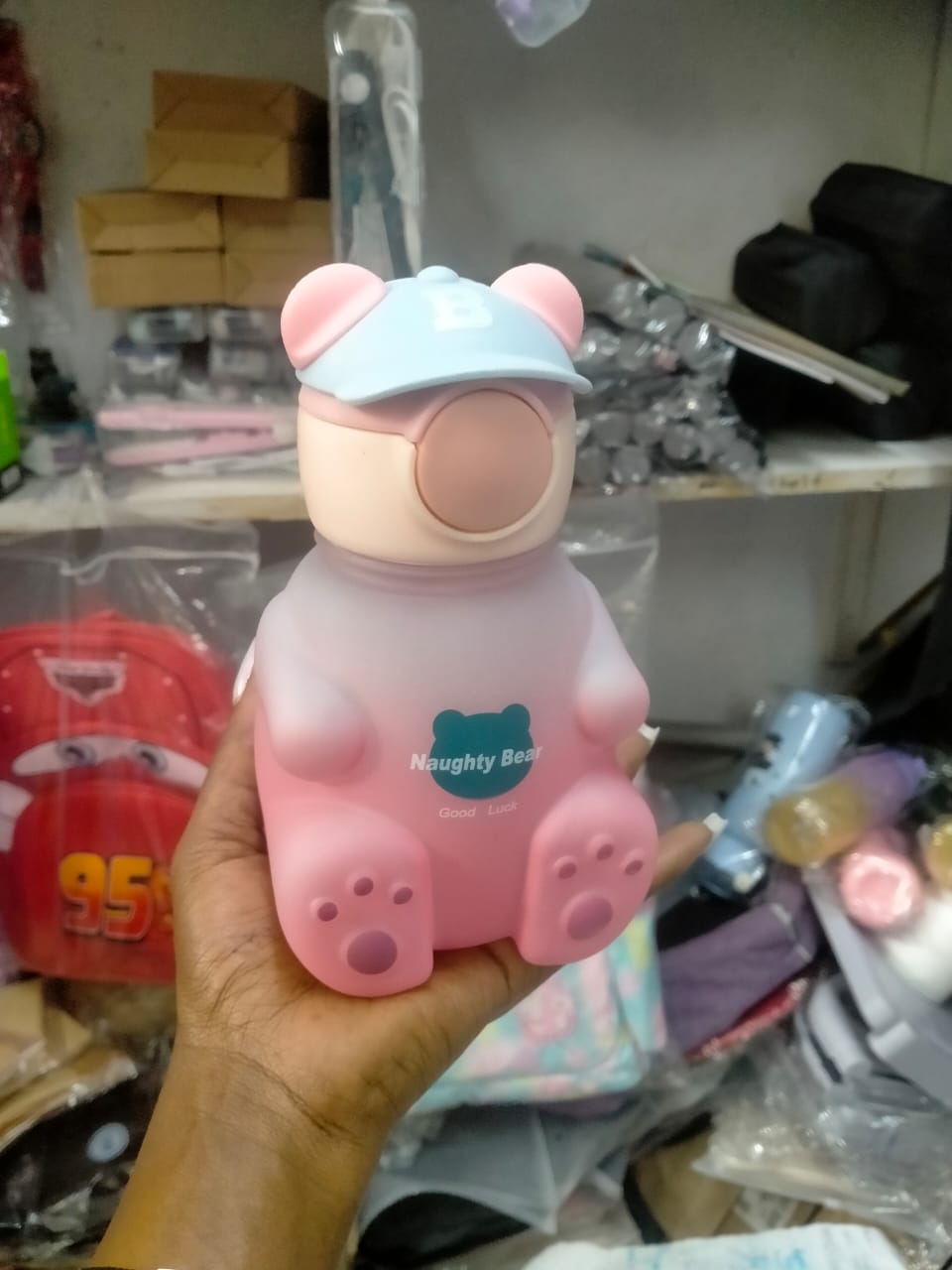 Papa Bear kids water bottle
With straw