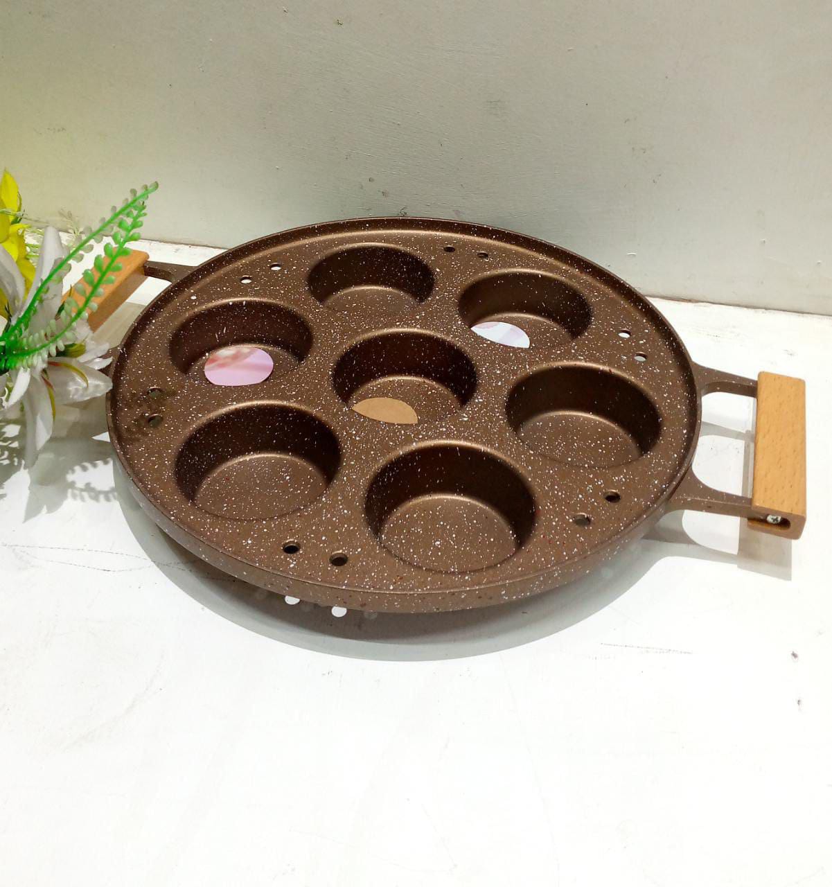 Cake mold (granite coated)