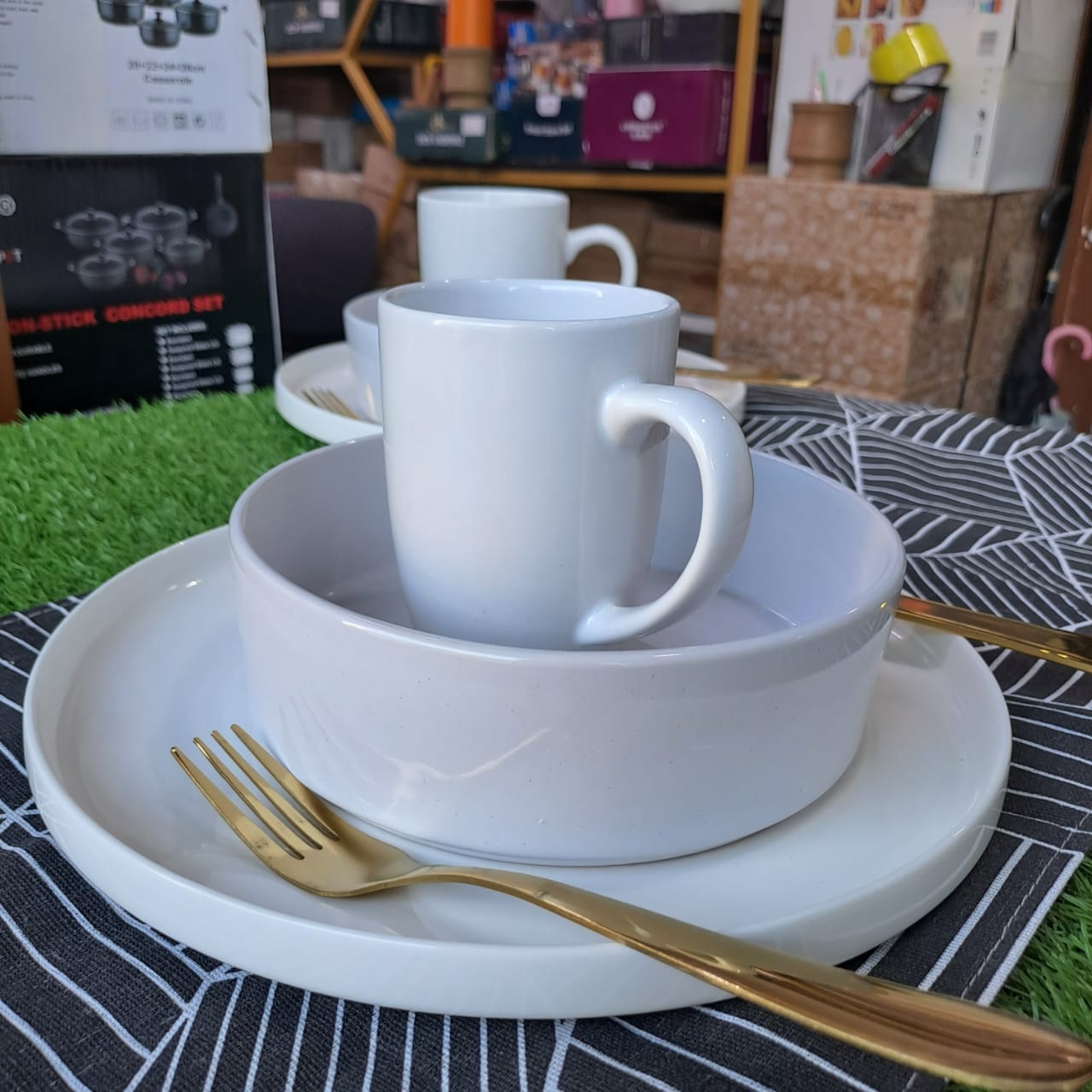 18pc dinning set