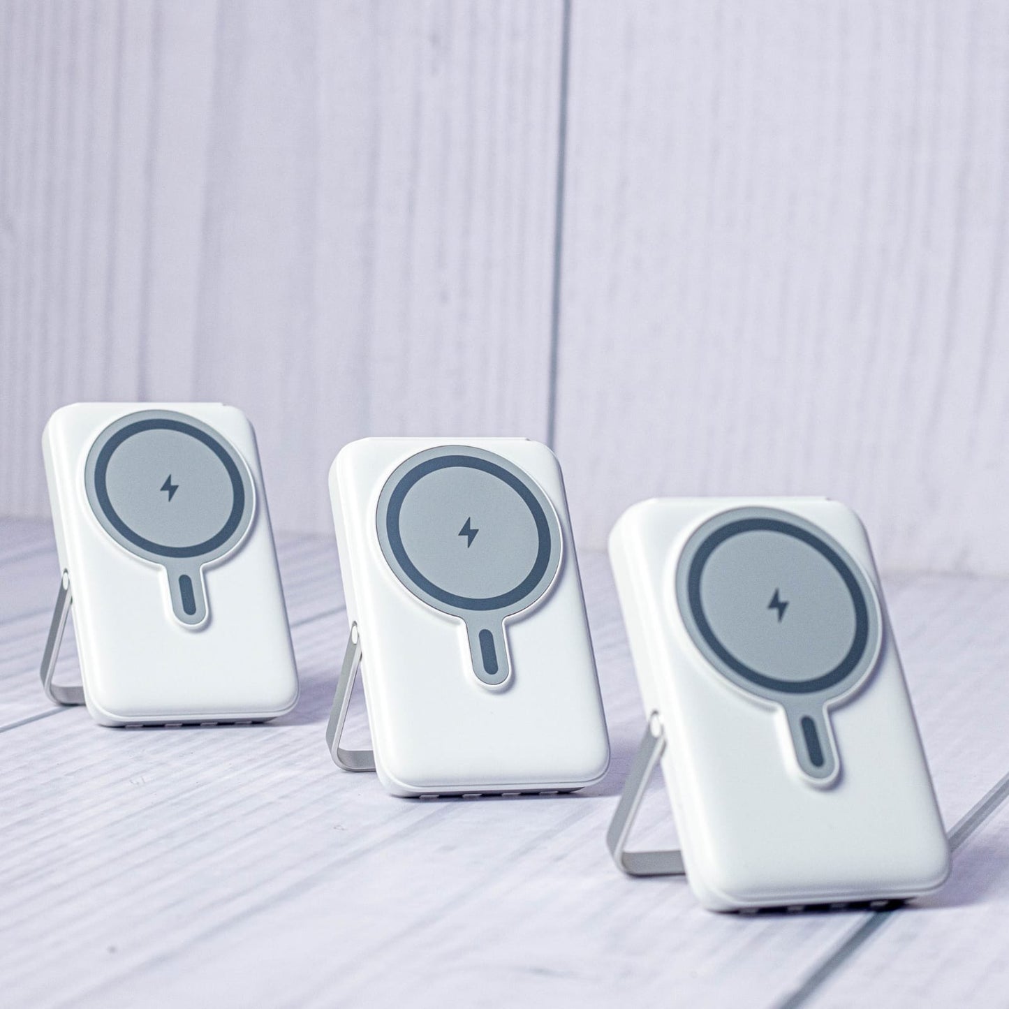 Wireless Power bank With Stand