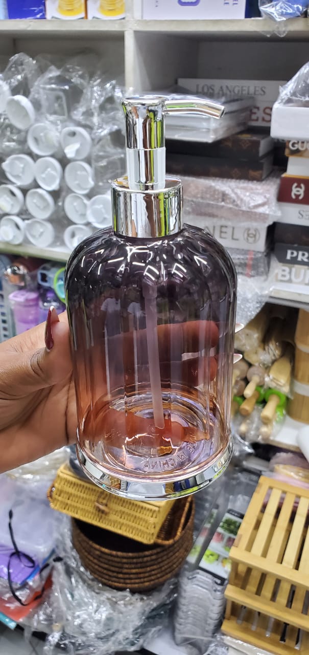 Acrylic coloured handwah dispenser