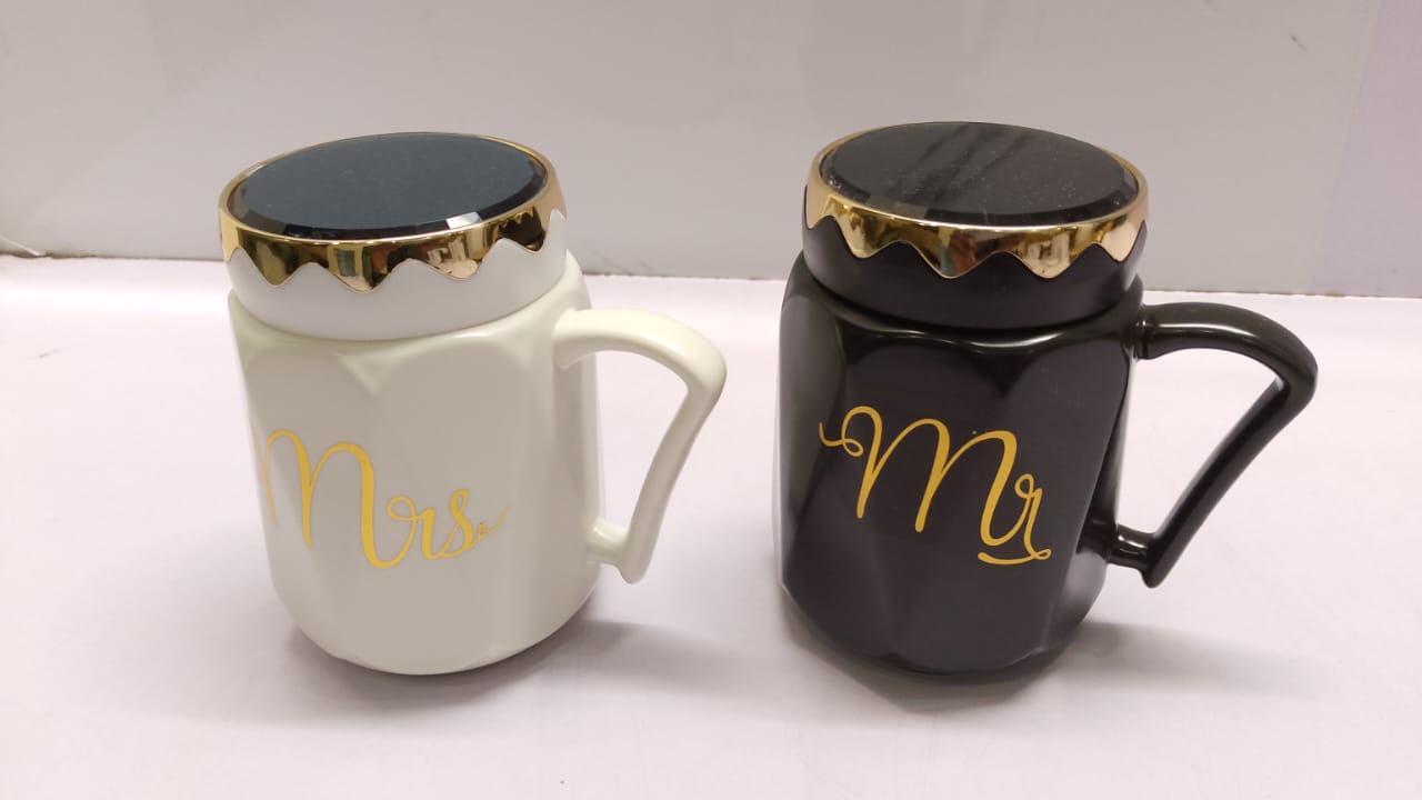 Fancy couple cups branded Mr Mrs King queen
