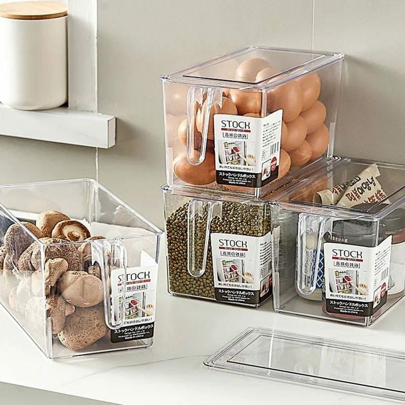 Transparent storage container
