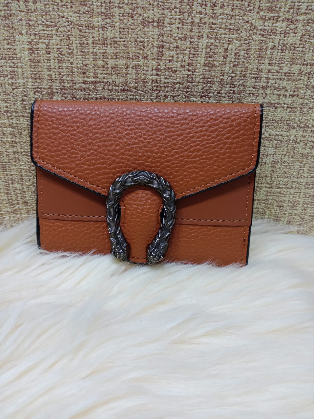 ladies short foldable wallet