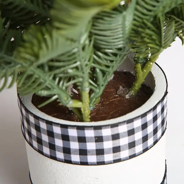 1Pcs Tabletop Exquisite Mini Christmas Tree Stump