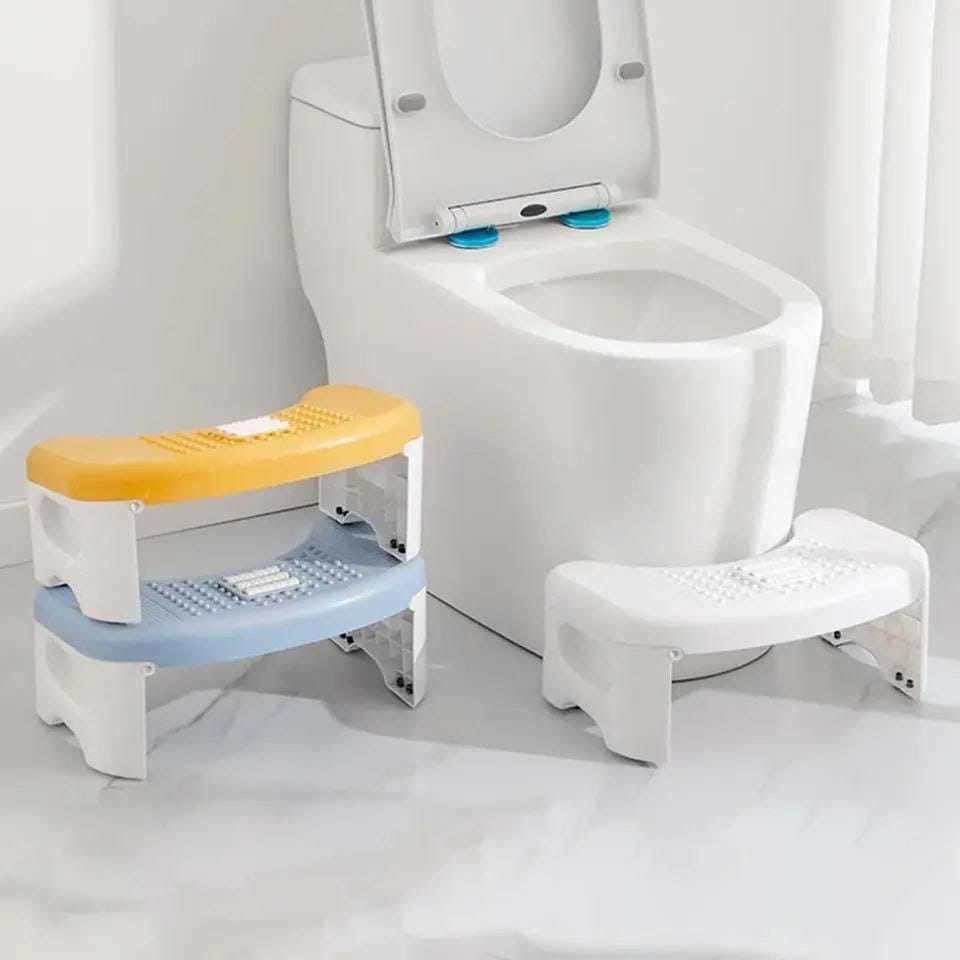 Foldable toilet foot rest