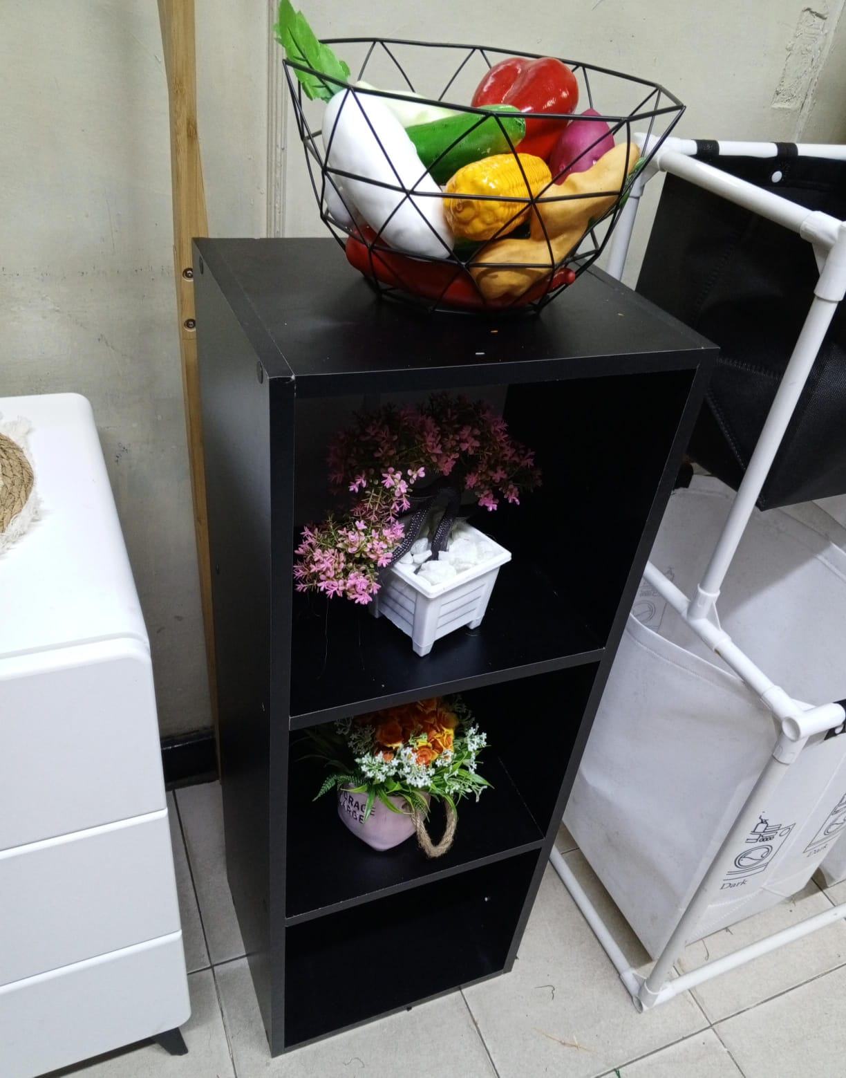 Black Organizer stand